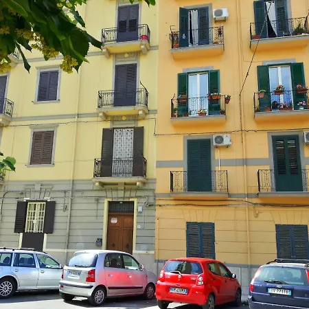 Maison 37, Exclusive Use For 5-6 People, 3 Bedrooms Apartment Palermo