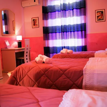Apartment Maison 37, Exclusive Use For 5-6 People, 3 Bedrooms *