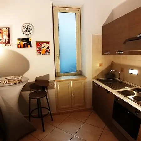 Maison 37, Exclusive Use For 5-6 People, 3 Bedrooms Apartment Palermo