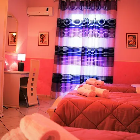 Apartment Maison 37, Exclusive Use For 5-6 People, 3 Bedrooms *